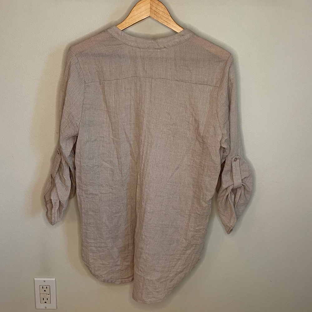 Linen Top - Picture 2 of 4